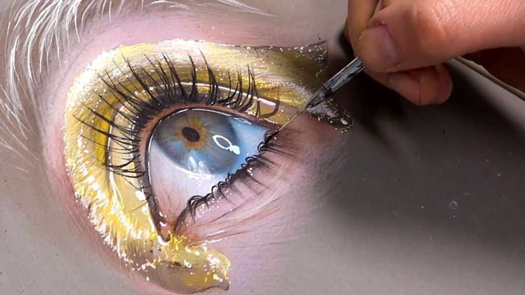 golden eye drawing with makeup