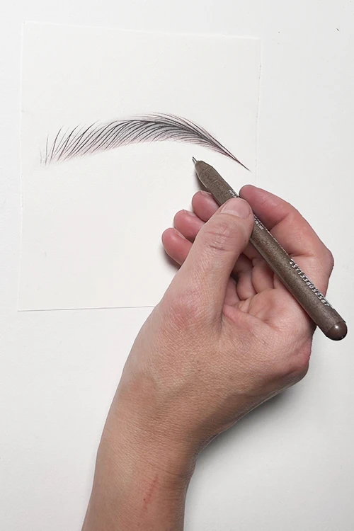 draw a brow